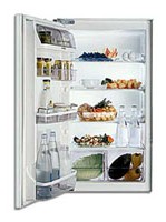 Buzdolabı Bauknecht KRI 1800/A fotoğraf gözden geçirmek