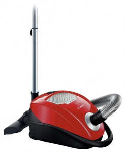 Vacuum Cleaner Bosch BGB 45335 Photo review