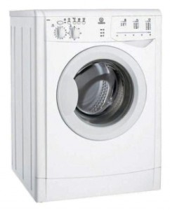 Máquina de lavar Indesit NWU 585 L Foto reveja