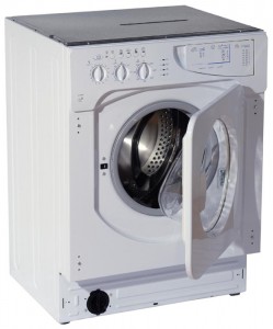洗衣机 Indesit IWME 10 照片 评论
