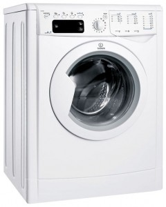Máquina de lavar Indesit IWE 7108 Foto reveja
