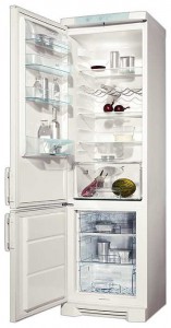 Холодильник Electrolux ERB 4024 Фото обзор
