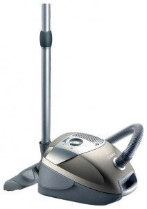 Vacuum Cleaner Bosch BSG 42232 Photo review