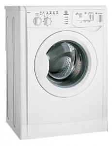 Máquina de lavar Indesit WIL 82 Foto reveja